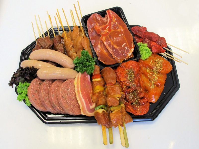 boucherie-LA TRINITE-min_bbq_butcher_shop_supermarket_meal_party-766127